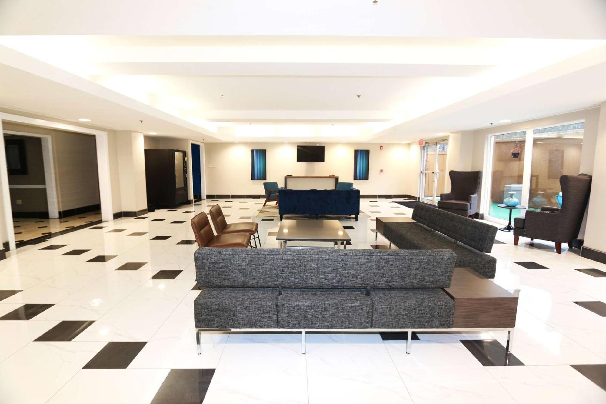 Baymont By Wyndham Lithia Springs Atlanta Hotel Bagian luar foto