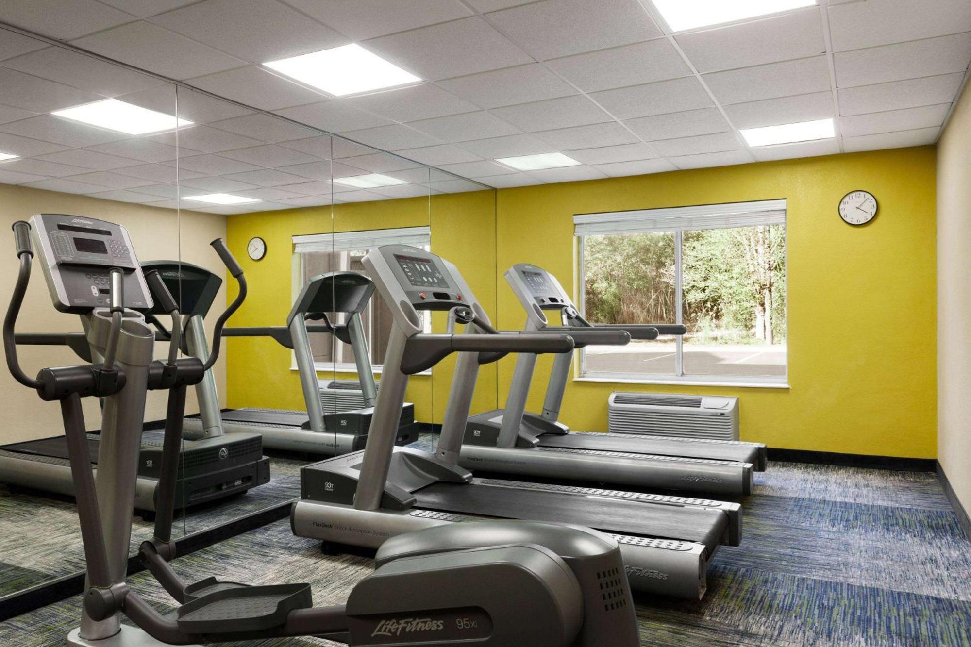 Baymont By Wyndham Lithia Springs Atlanta Hotel Bagian luar foto