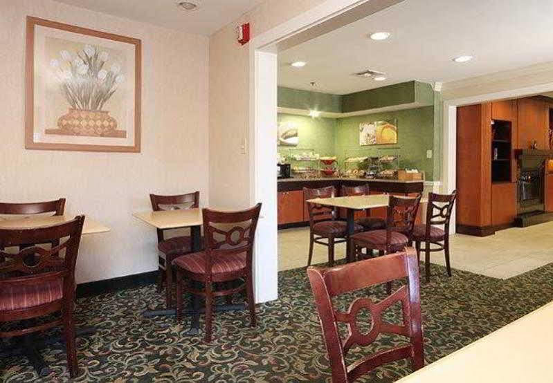 Baymont By Wyndham Lithia Springs Atlanta Hotel Bagian luar foto